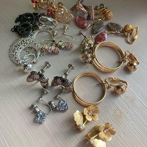Earrings lot